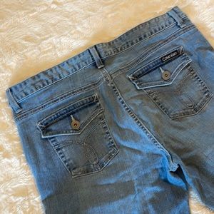 Calvin Klein Jeans - Lean Boot cut in size 33/16